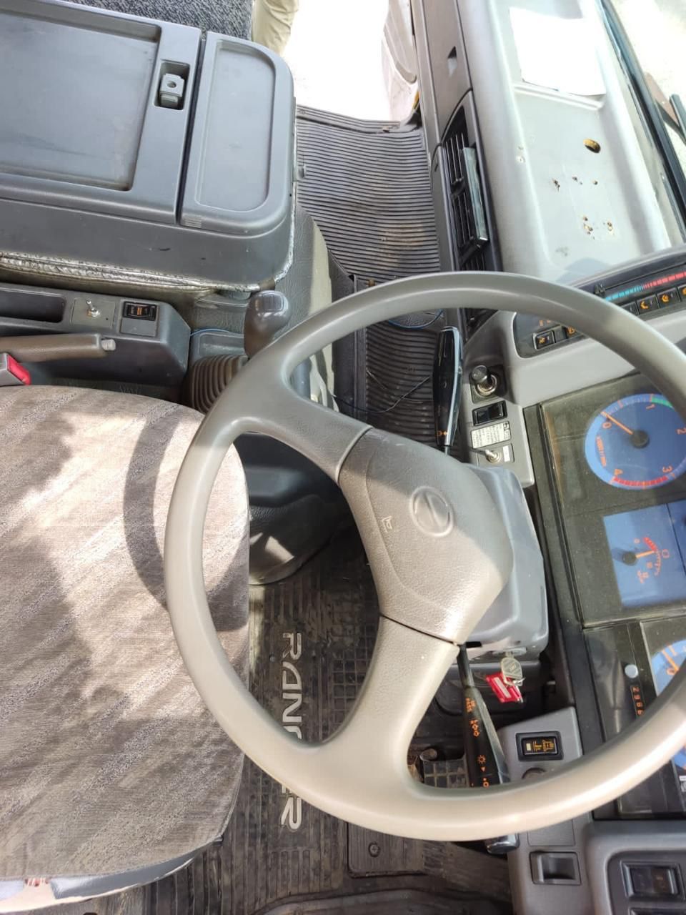 1998 Hino Ranger
